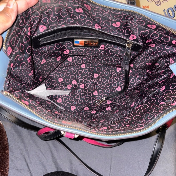 Elegant Black and Pink Women's Handbag - Picture 10 of 10